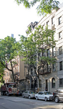 48th Street in New York, NY - Foto de edificio - Building Photo