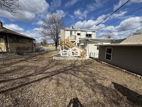 238 MacArthur St E in South St. Paul, MN - Foto de edificio - Building Photo