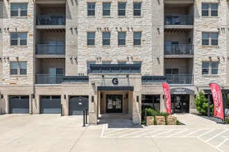 The Gatherings at Twin Creeks in Allen, TX - Foto de edificio - Building Photo