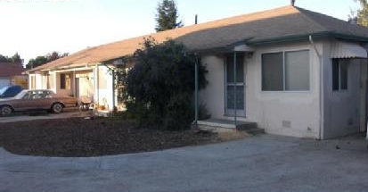 3885 Decoto Rd in Fremont, CA - Building Photo