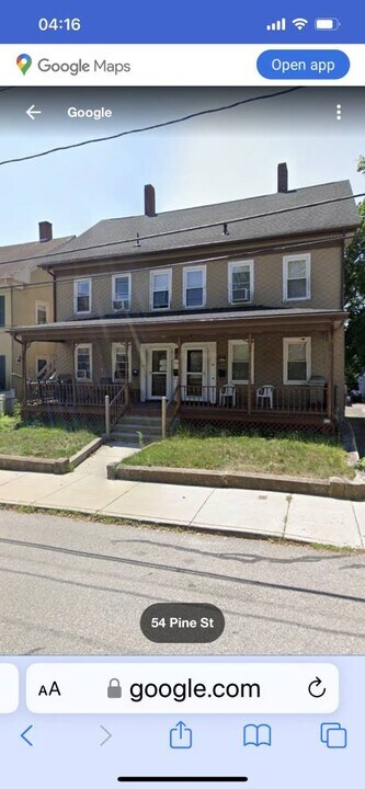 52 Pine St in Milford, MA - Foto de edificio