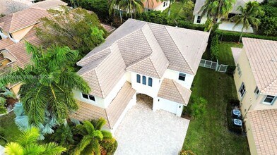 1819 Mariners Ln in Weston, FL - Building Photo - Building Photo