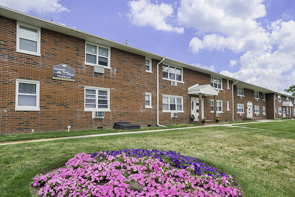 Monmouth Beach Village Apartment Homes in Long Branch, NJ - Building Photo - Building Photo