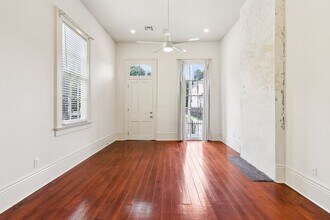 2122 S Liberty St in New Orleans, LA - Building Photo - Building Photo