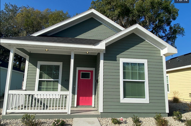 property at 416 NW 1st St