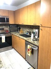 9011 SW 138th St in Miami, FL - Building Photo - Building Photo