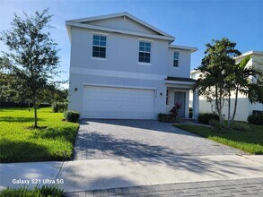 4518 Dow Ln in Lake Worth, FL - Building Photo - Building Photo
