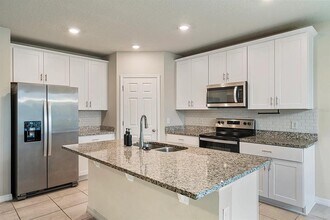 1274 Citrus Landings Blvd in Davenport, FL - Building Photo - Building Photo