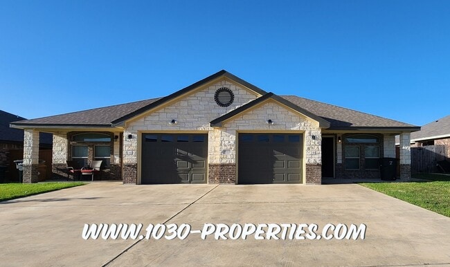 property at 4602 Skyflower Ln