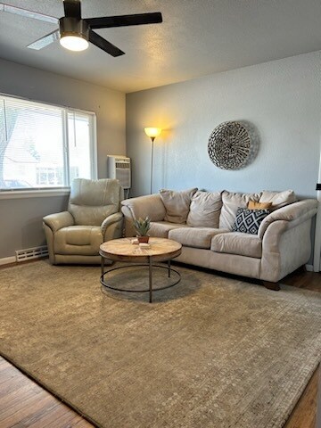 546 Henry Ave, Unit Duplex photo'