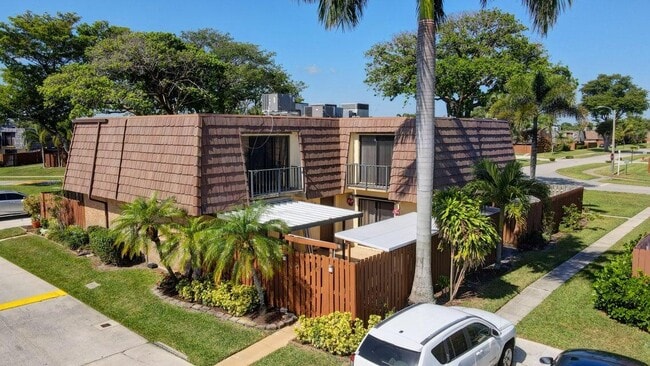 property at 562 Springdale Cir