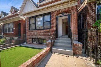 32-50 87th Street Unit in Queens, NY - Building Photo - Building Photo