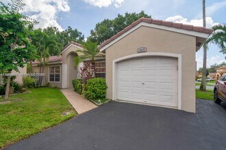 1217 NW 125th Terrace in Sunrise, FL - Building Photo - Building Photo