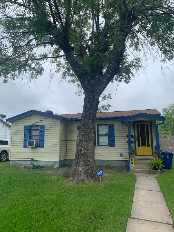 property at 716 Shadwell Dr