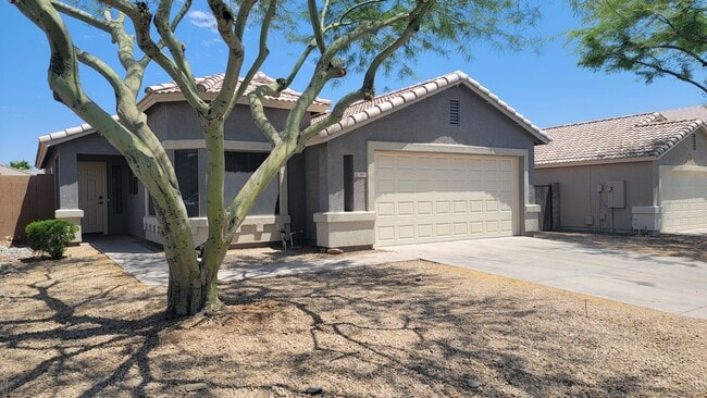 3933 N 125th Dr in Avondale, AZ - Building Photo - Building Photo