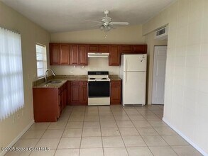 123 Roosevelt Ave in Cocoa Beach, FL - Building Photo - Building Photo