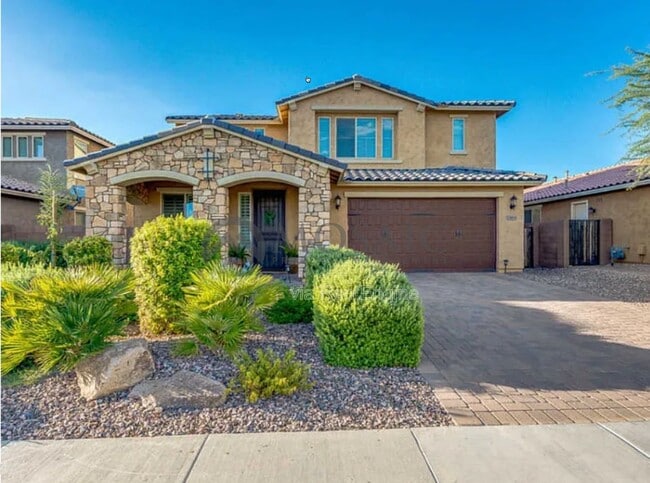 2464 E Hazeltine Way in Gilbert, AZ - Building Photo - Building Photo