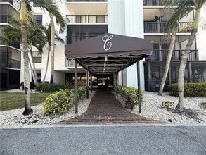 3490 N Key Dr, Unit 410 in North Fort Myers, FL - Building Photo - Building Photo
