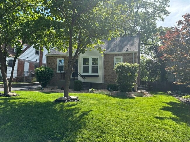 2448 Remington Ln in St. Louis, MO - Building Photo - Building Photo