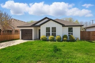 559 Elkhart Ave in Dallas, TX - Building Photo - Building Photo
