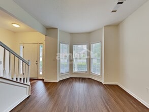 2613 Newtons Crest Cir in Snellville, GA - Foto de edificio - Building Photo