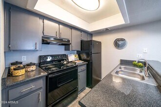 949 S Longmore, Unit 1 in Mesa, AZ - Building Photo - Building Photo