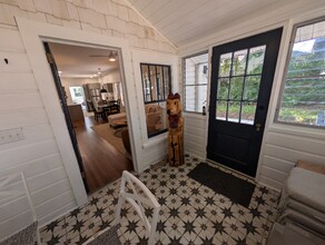 604 Yarborough St in Hendersonville, NC - Building Photo - Building Photo