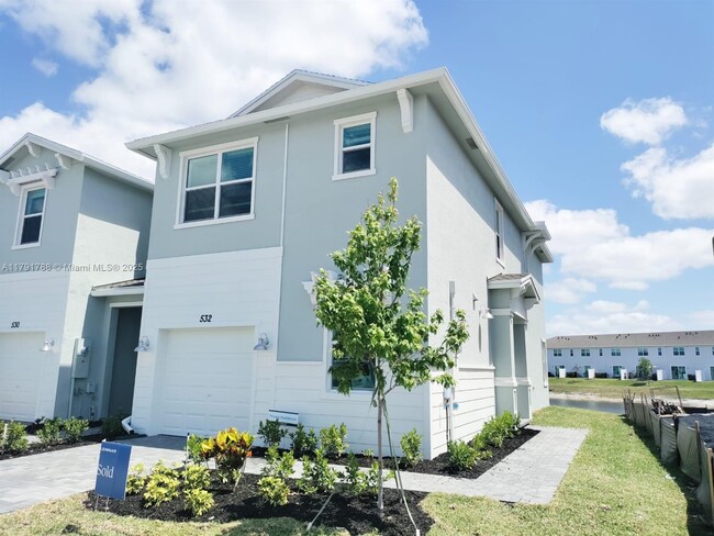 property at 532 Rivergrass St