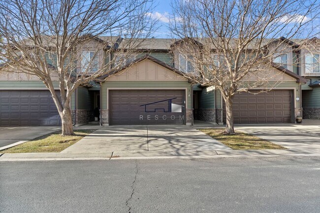 property at 2071 W Madie Ln