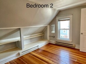 157 Columbia St, Unit #3 in Malden, MA - Foto de edificio - Building Photo