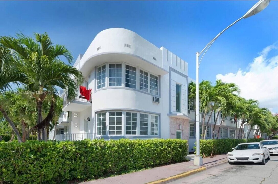 600 12th St in Miami Beach, FL - Building Photo