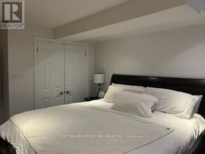 161 Laughton Ave in Toronto, ON - Building Photo - Building Photo