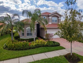 5011 Sandy Brook Cir in Wimauma, FL - Building Photo - Building Photo