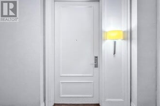 10 Bloorview Pl in Toronto, ON - Building Photo - Building Photo