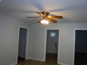1524 N 10th St in St. Joseph, MO - Foto de edificio - Building Photo