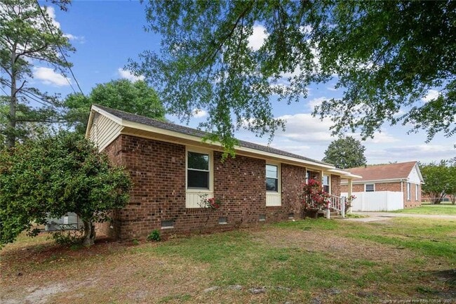 508 Waterbury Dr in Fayetteville, NC - Building Photo - Building Photo