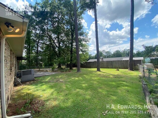 87 Arcadia Dr in Tuscaloosa, AL - Building Photo - Building Photo