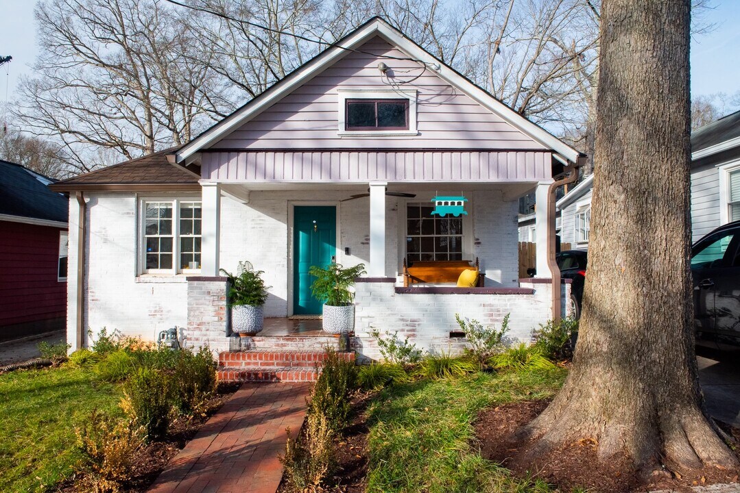 870 Vera St SE in Atlanta, GA - Foto de edificio