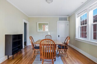 7106 Forsyth Blvd, Unit 1E in St. Louis, MO - Foto de edificio - Building Photo