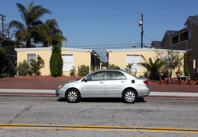 912 Sartori Ave in Torrance, CA - Building Photo - Building Photo