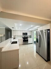 426 SW 8th Ave in Boynton Beach, FL - Building Photo - Building Photo