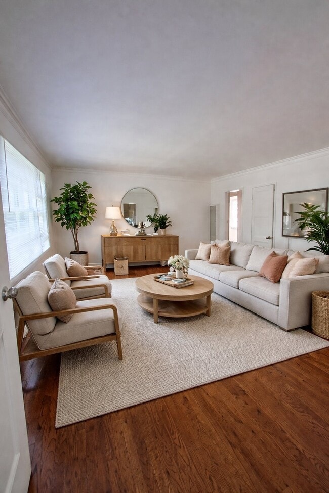 724 S Old Ranch Rd, Unit B