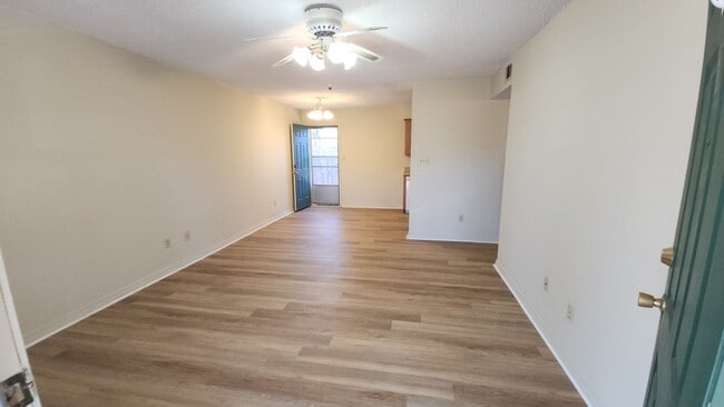 600 E 8th St in Russellville, AR - Building Photo - Building Photo