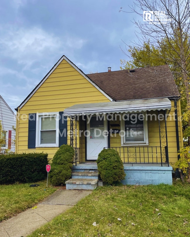 property at 21242 Beechwood Ave