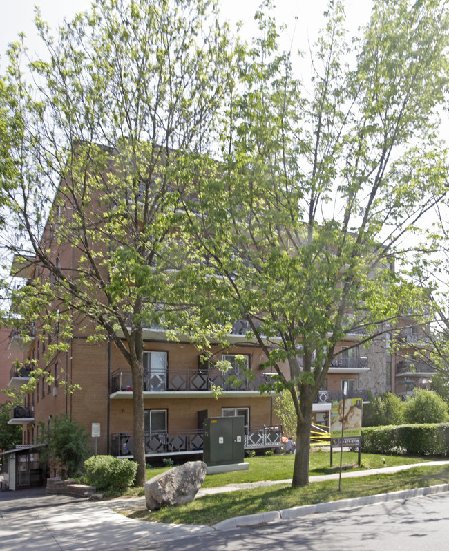 June Street Apartments in Brampton, ON - Building Photo - Building Photo