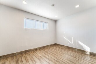1604 Ardmore St in Las Vegas, NV - Building Photo - Building Photo