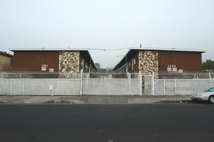 Drew St Apartments in Los Angeles, CA - Building Photo