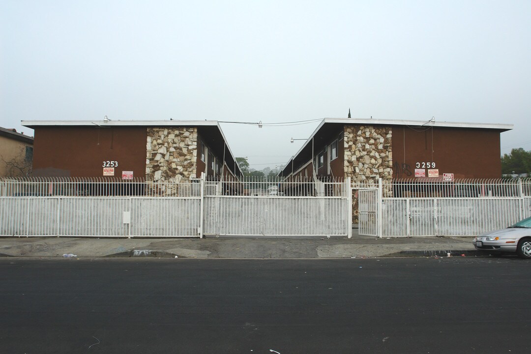 Drew St Apartments in Los Angeles, CA - Foto de edificio