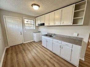 1376 Creel Ct in Birmingham, AL - Building Photo - Building Photo