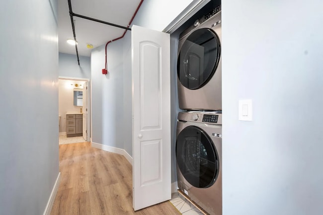 9909 W Roosevelt Rd in Westchester, IL - Building Photo - Building Photo